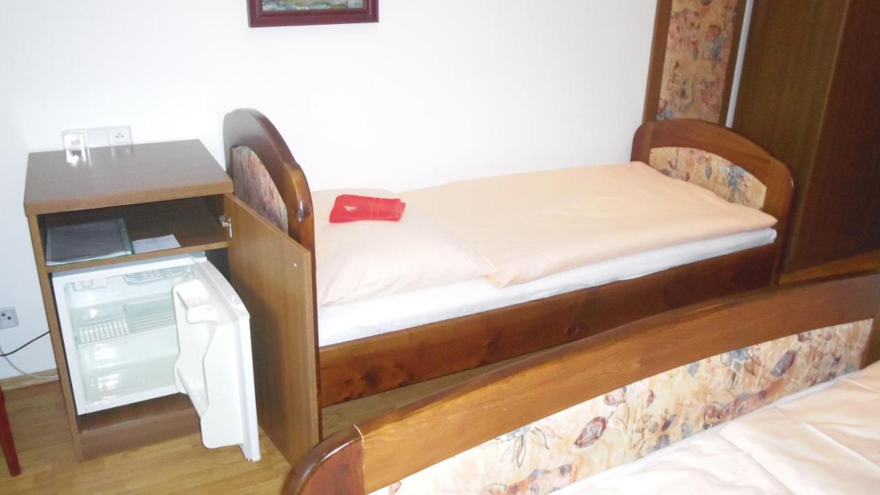 Pension Karolína Trnava Exterior foto