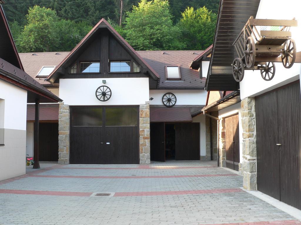 Pension Karolína Trnava Exterior foto